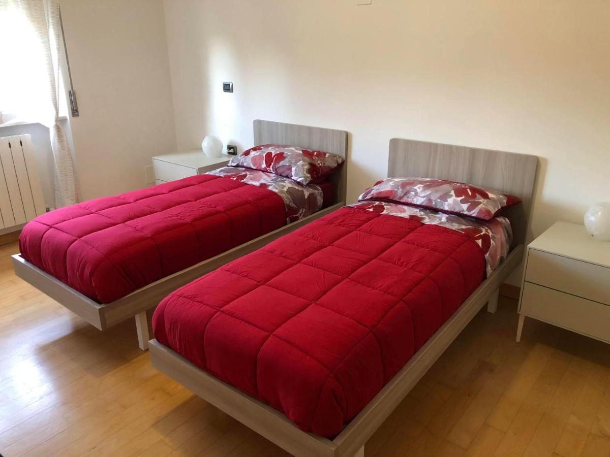 Appartamento A Casa Di Tamy Fabriano Exteriér fotografie